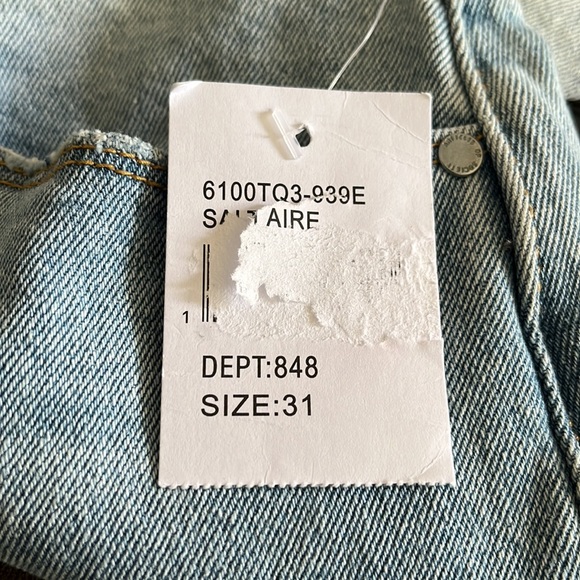 Articles of Society High  Rise  Denim Shorts, Size 31, NWT - Picture 14 of 16